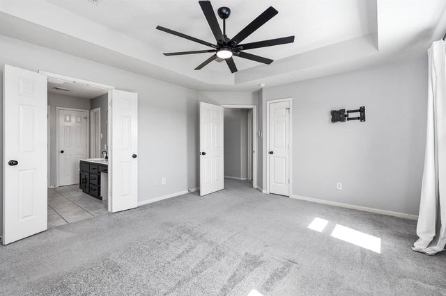 4502 Park Trail Lane, Pasadena, TX 77505