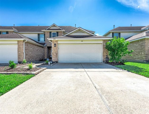 4502 Park Trail Lane, Pasadena, TX 77505