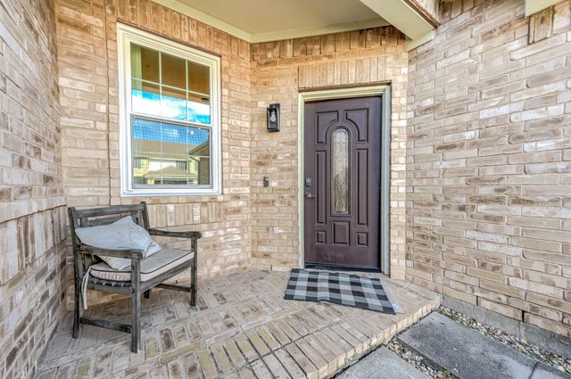 4502 Park Trail Lane, Pasadena, TX 77505