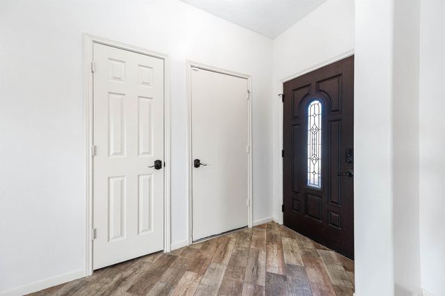 4502 Park Trail Lane, Pasadena, TX 77505