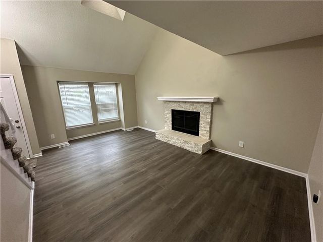 11743 Oakmont Street, Overland Park, KS 66210