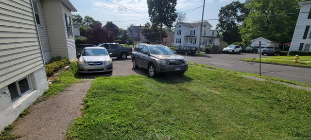 39 Division Street 1, Danbury, CT 06810