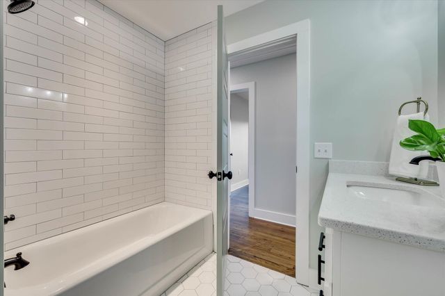 118 Lake Bluff Drive, Waynesboro, GA 30830