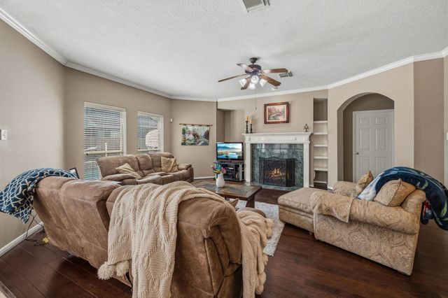 18939 Hikers Trail Drive, Humble, TX 77346