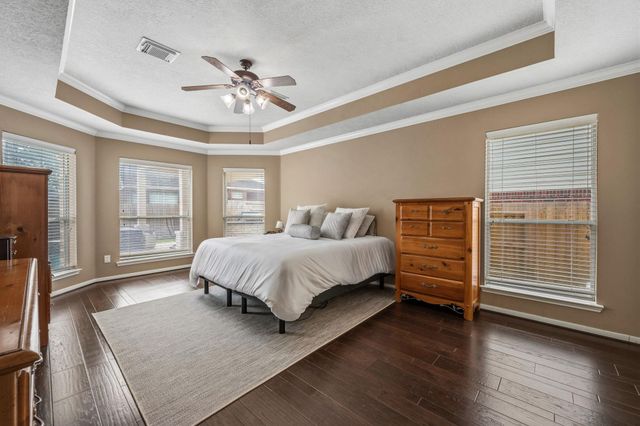 18939 Hikers Trail Drive, Humble, TX 77346