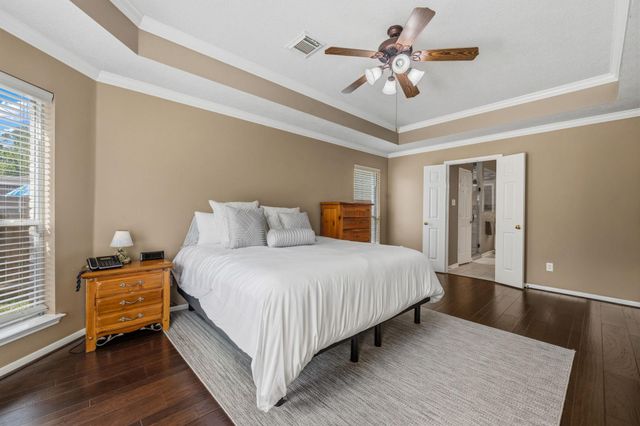 18939 Hikers Trail Drive, Humble, TX 77346