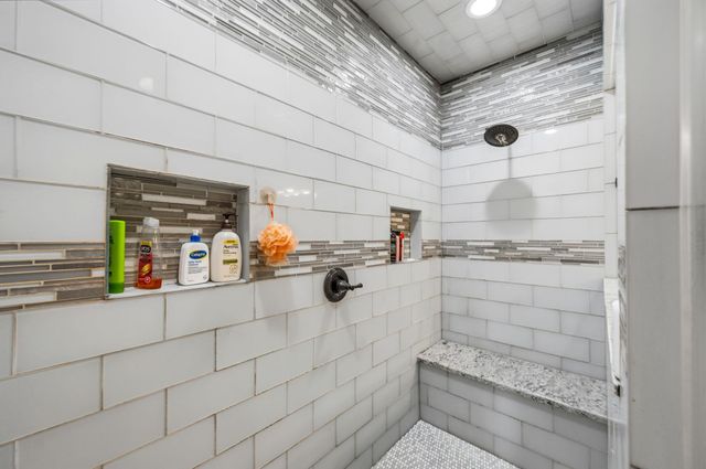 18939 Hikers Trail Drive, Humble, TX 77346