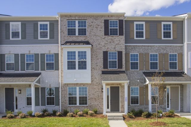 148 Barton Village Boulevard, Lebanon, TN 37090