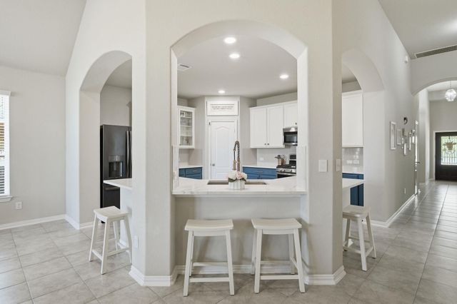 1001 Swan Flower ST, Leander, TX 78641