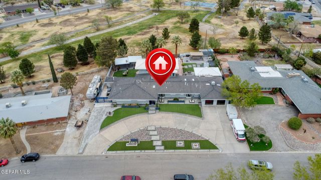 701 LA CRUZ Drive, El Paso, TX 79902