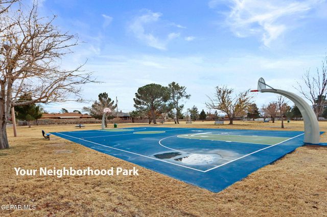 701 LA CRUZ Drive, El Paso, TX 79902