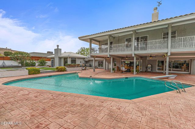 701 LA CRUZ Drive, El Paso, TX 79902