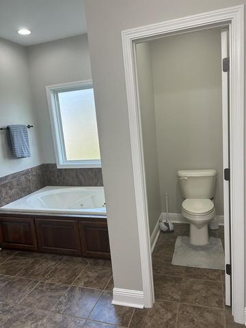 870 Windmill Rd., Newton, AL 36352