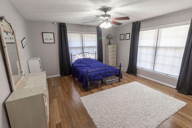 2500 BLUFF BLVD, Columbia, MO 65201