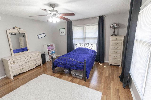 2500 BLUFF BLVD, Columbia, MO 65201