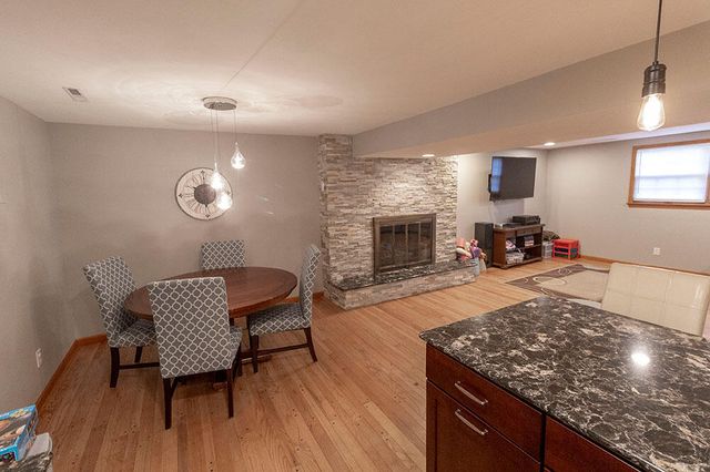 2500 BLUFF BLVD, Columbia, MO 65201