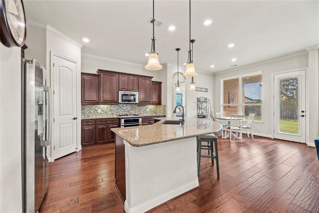 6407 Sunstone Falls Lane, Katy, TX 77493
