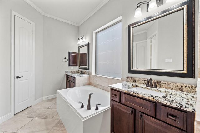 6407 Sunstone Falls Lane, Katy, TX 77493