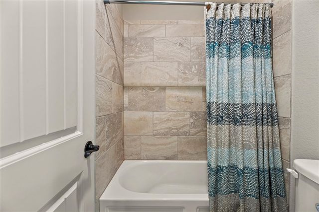 6407 Sunstone Falls Lane, Katy, TX 77493