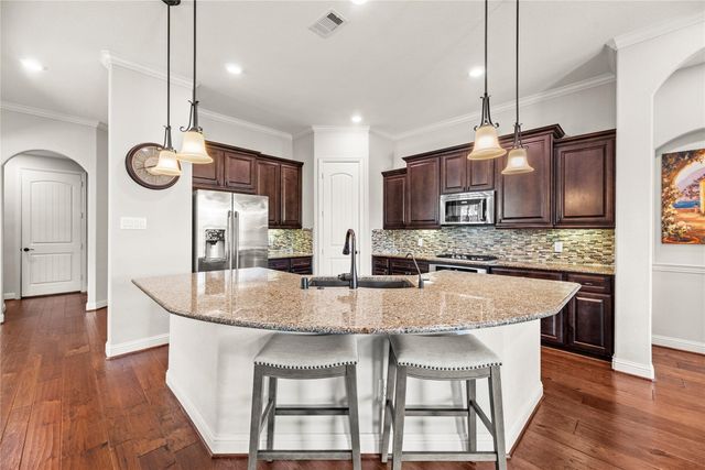 6407 Sunstone Falls Lane, Katy, TX 77493