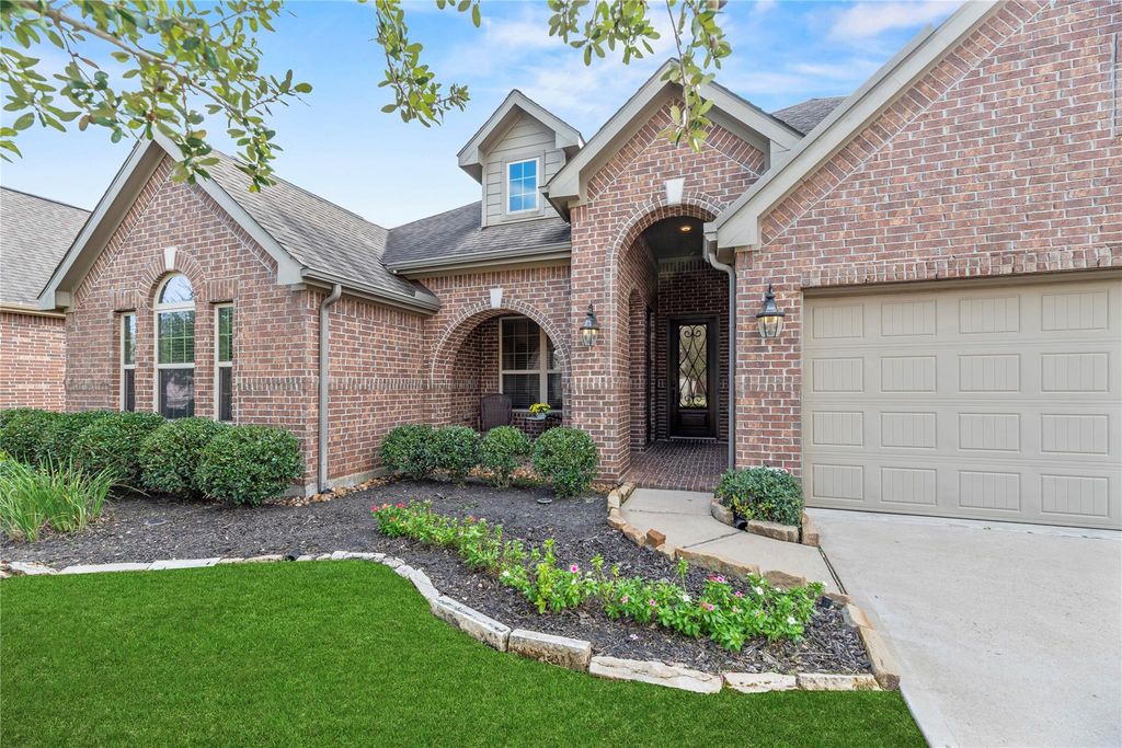 6407 Sunstone Falls Lane, Katy, TX 77493