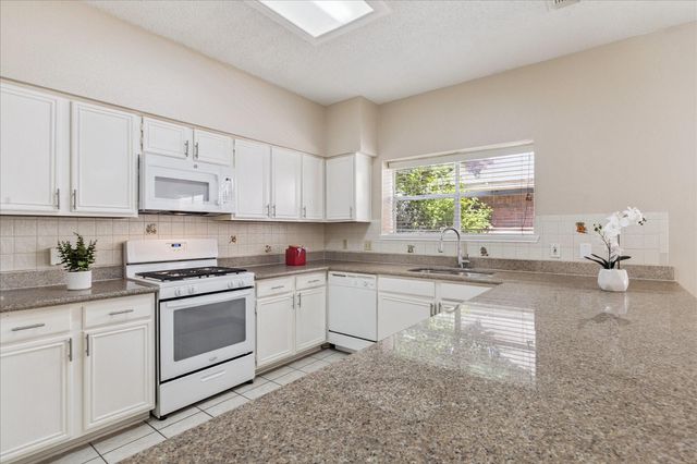 2331 Bent River Drive, Sugar Land, TX 77479