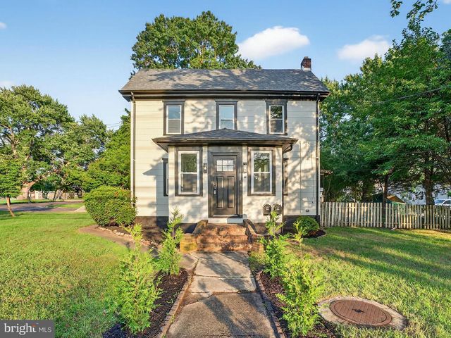1000 CLEMENTS BRIDGE RD, Barrington, NJ 08007