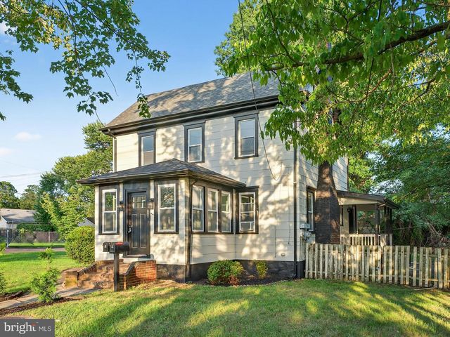 1000 CLEMENTS BRIDGE RD, Barrington, NJ 08007
