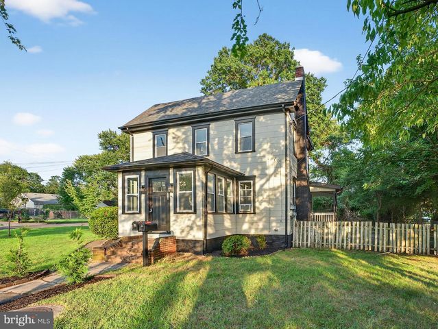1000 CLEMENTS BRIDGE RD, Barrington, NJ 08007
