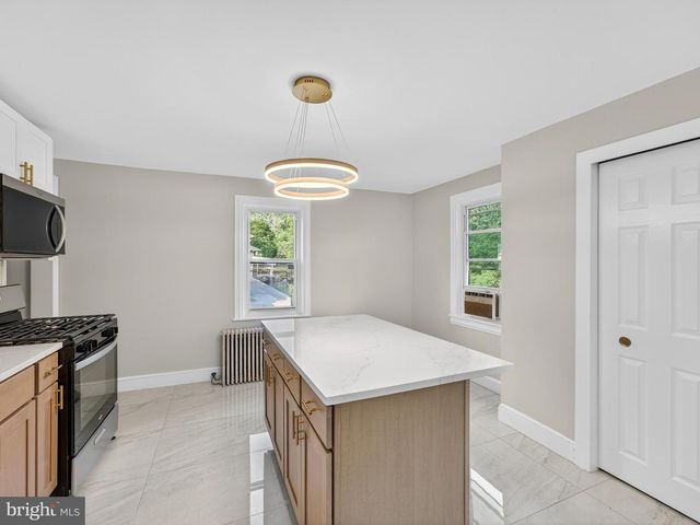 1000 CLEMENTS BRIDGE RD, Barrington, NJ 08007