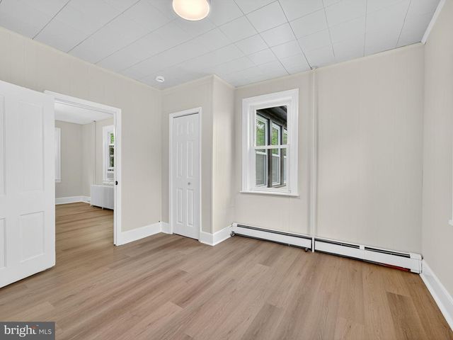 1000 CLEMENTS BRIDGE RD, Barrington, NJ 08007