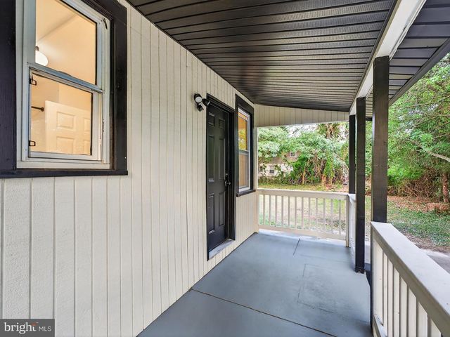 1000 CLEMENTS BRIDGE RD, Barrington, NJ 08007