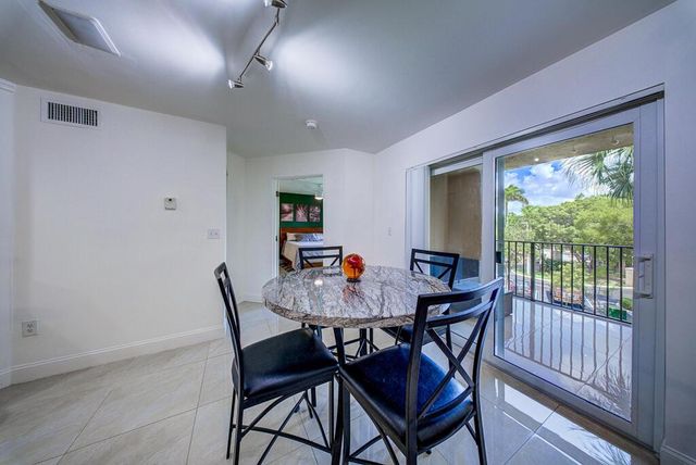 500 Scotia Drive 302, Hypoluxo, FL 33462