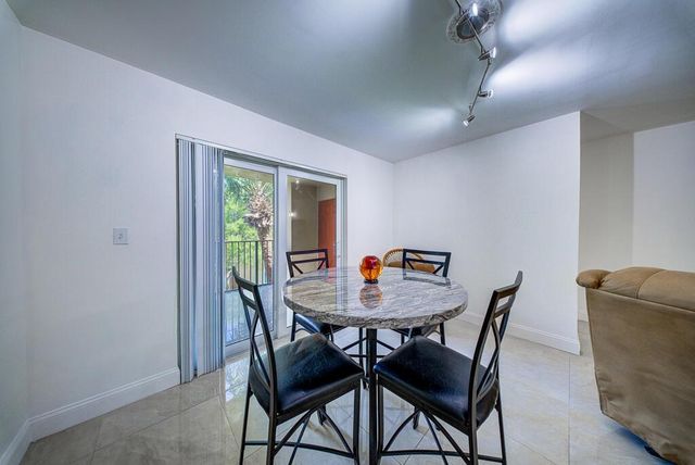 500 Scotia Drive 302, Hypoluxo, FL 33462