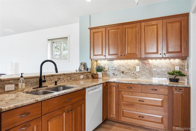 6967 Fairways Drive, Longmont, CO 80503