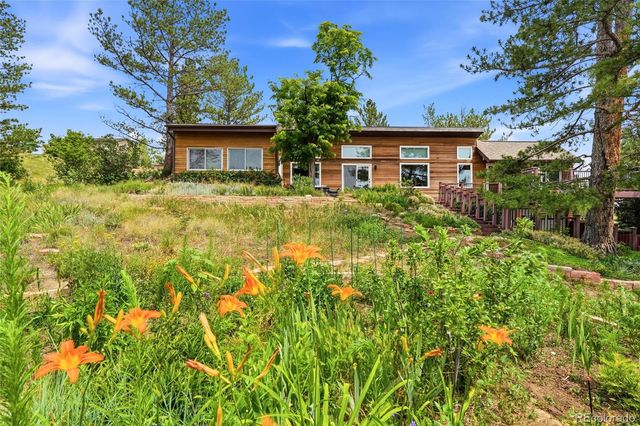 6967 Fairways Drive, Longmont, CO 80503