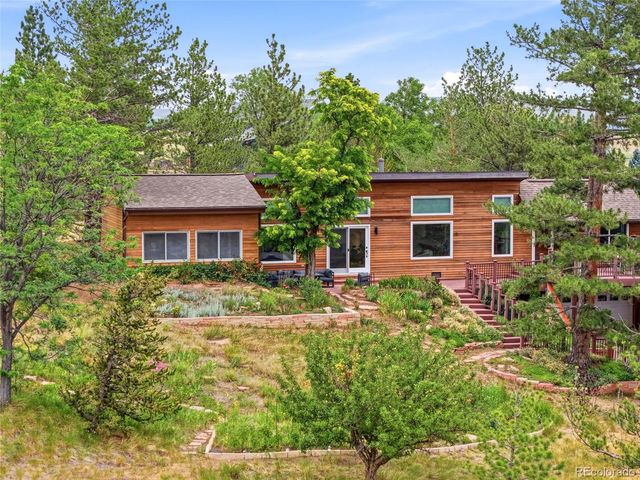 6967 Fairways Drive, Longmont, CO 80503