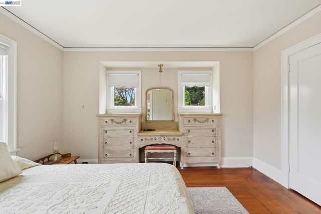 770 Grove Way, Hayward, CA 94541