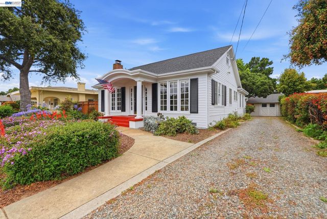 770 Grove Way, Hayward, CA 94541
