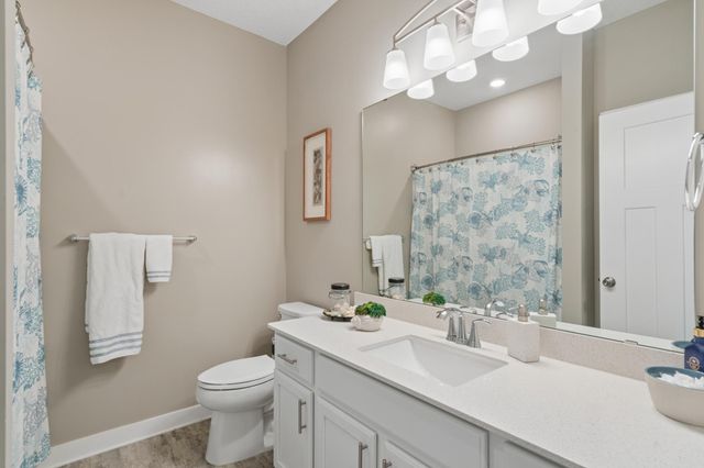 1248 Oak Tree Court, Carver, MN 55315