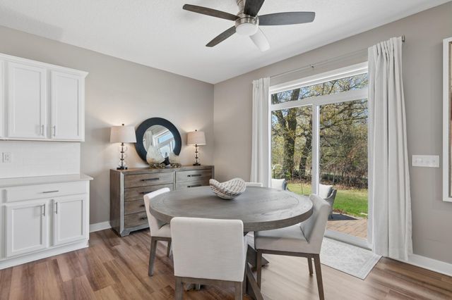 1248 Oak Tree Court, Carver, MN 55315