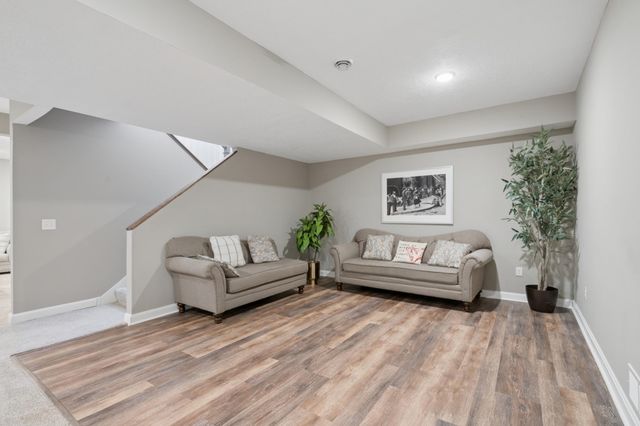 1248 Oak Tree Court, Carver, MN 55315