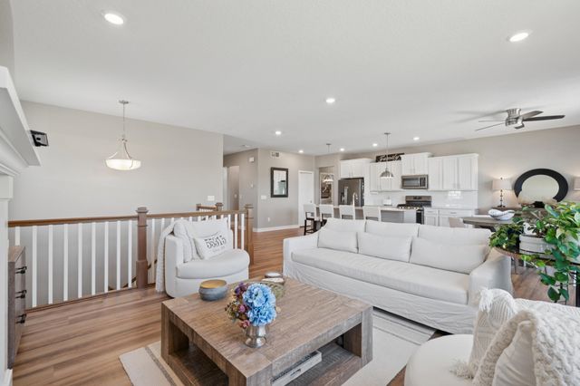 1248 Oak Tree Court, Carver, MN 55315