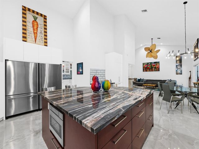 17888 Fieldbrook Circle W, Boca Raton, FL 33496