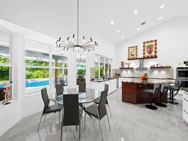 17888 Fieldbrook Circle W, Boca Raton, FL 33496