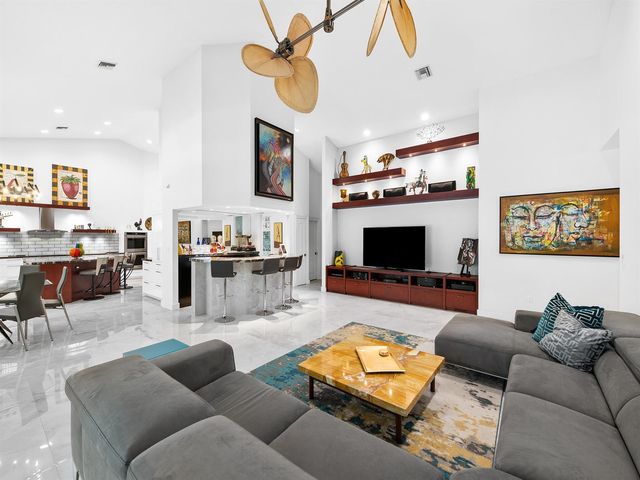 17888 Fieldbrook Circle W, Boca Raton, FL 33496