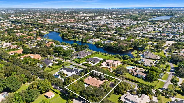 17888 Fieldbrook Circle W, Boca Raton, FL 33496