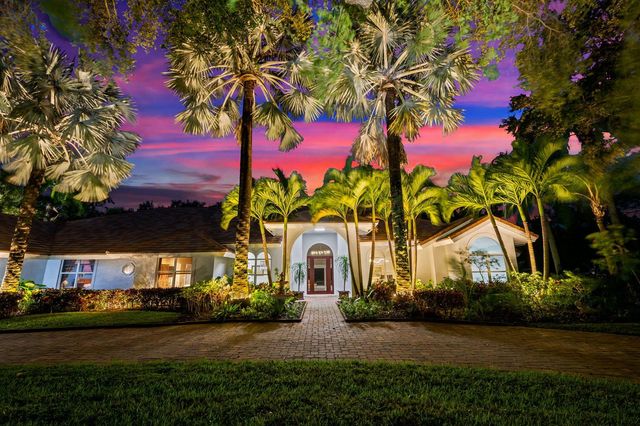 17888 Fieldbrook Circle W, Boca Raton, FL 33496