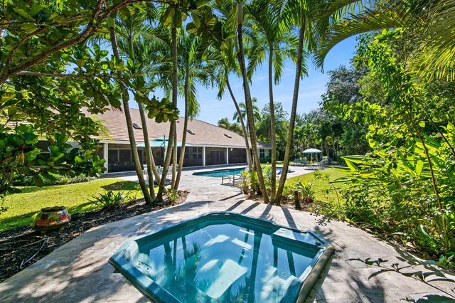 17888 Fieldbrook Circle W, Boca Raton, FL 33496