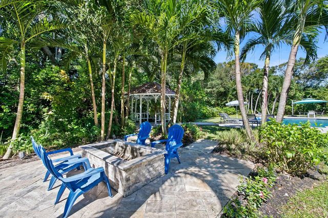 17888 Fieldbrook Circle W, Boca Raton, FL 33496